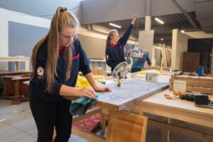 Omrin Estafette geeft actief invulling aan circulaire droom - upcycling