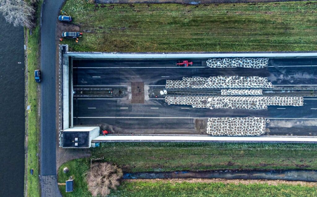 Verontruste ondernemers roepen met brandbrief op tot snelle oplossing na afsluiting belangrijke verkeersader A7