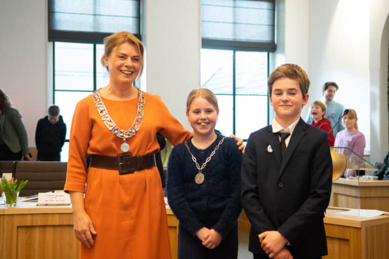 Noor Bosman nieuwe kinderburgemeester van Súdwest-Fryslân