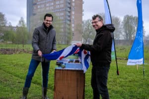 Doarpsbosk van Snakkerburen geopend; het tweede FMF-jubileumbosk