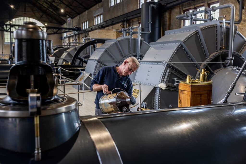 Medewerkers logiesaccommodaties mogen gratis op bustour naar musea