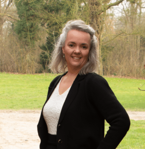 Karine van der Kraan volgt Anke Huizenga op als bestuurder bij ZuidOostZorg