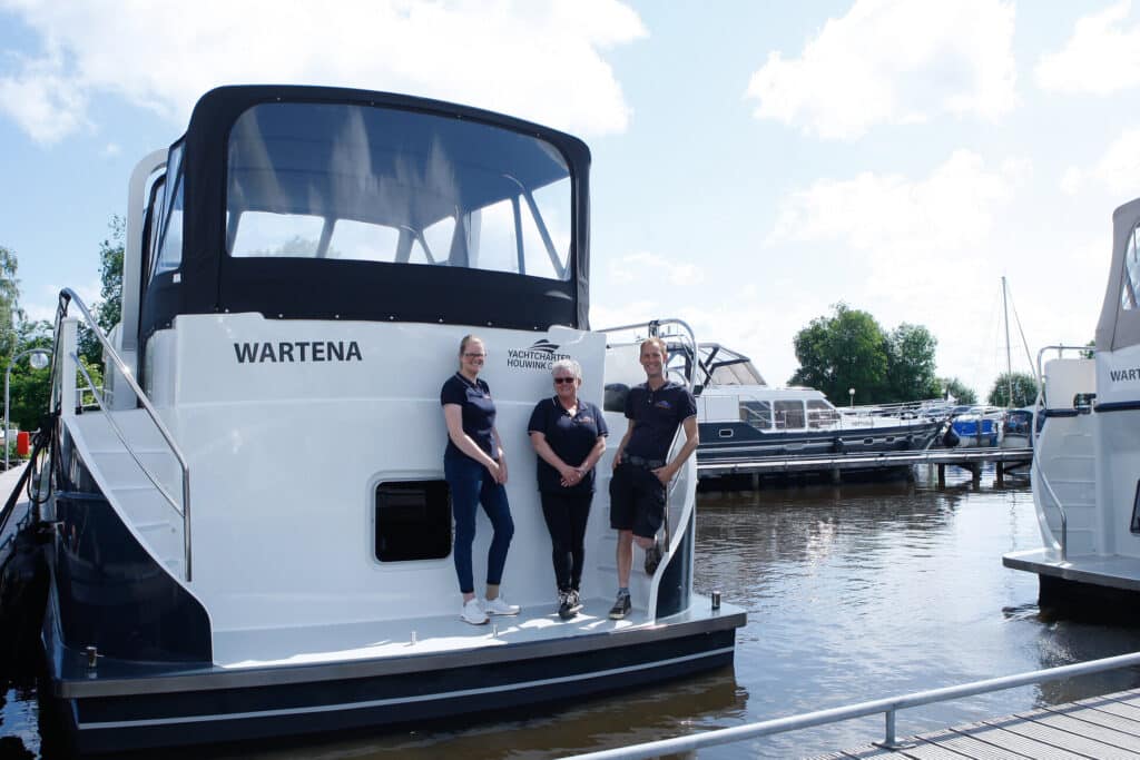 Yachtcharter Houwink Grou: Ontdek Fryslân vanaf het water