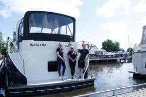 Yachtcharter Houwink Grou: Ontdek Fryslân vanaf het water