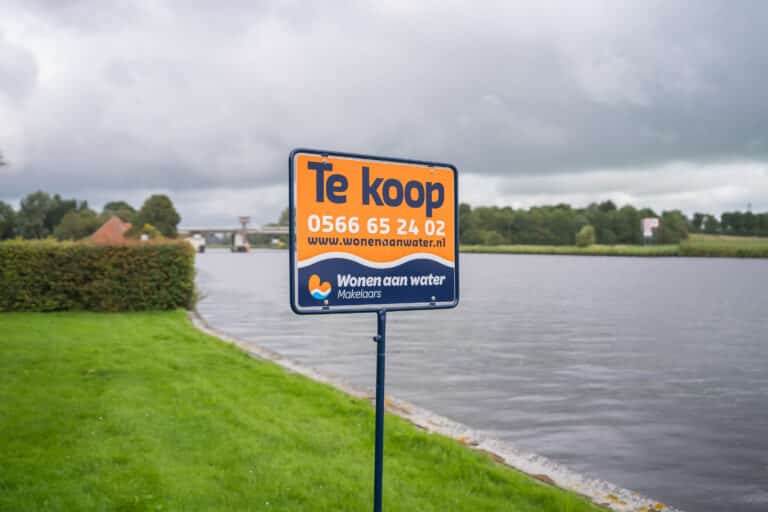 Wonen aan water Makelaars breidt uit naar Leeuwarden