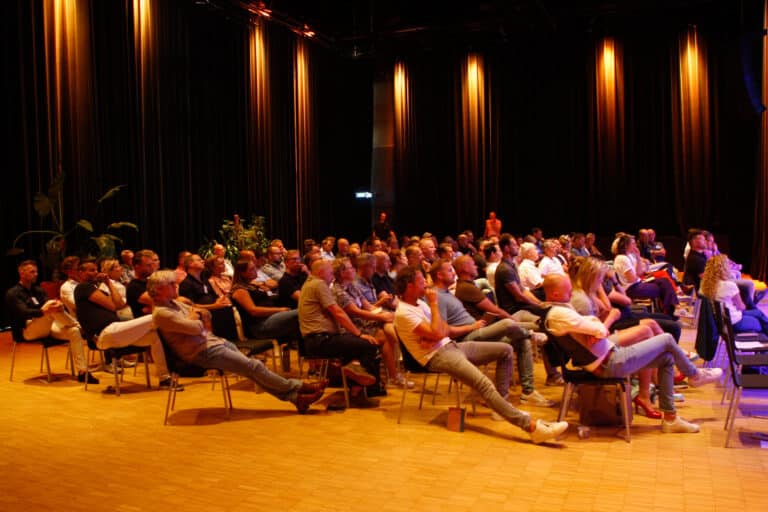 Ondernemers veel inspiratie rijker na geslaagd MKB-leiderschapsevent Overstag