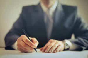 Hoe kan een advocaat je helpen bij het opstarten van je onderneming?