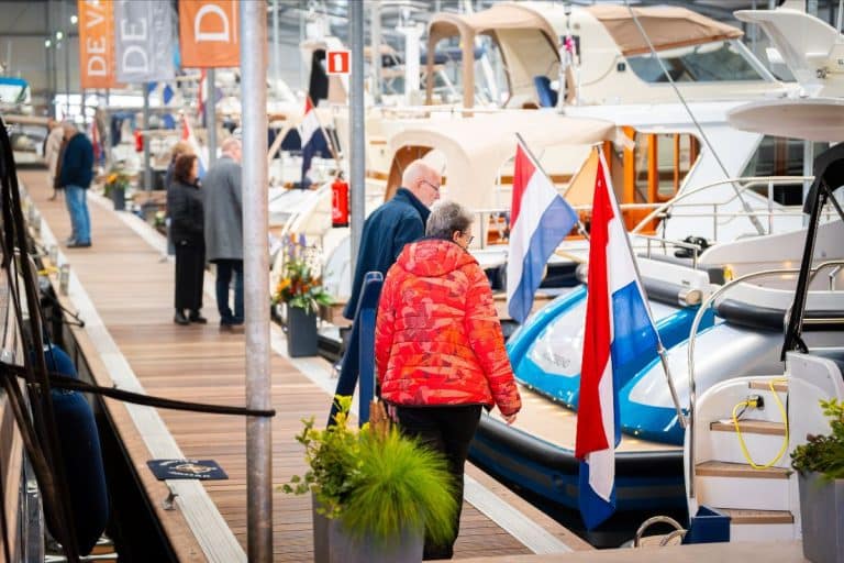 Voorjaarsshow Motorboot Sneek groter van opzet dan ooit