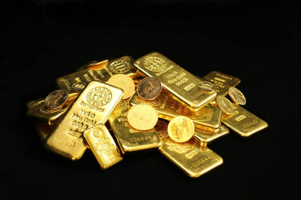 Een van de oudste en meest beproefde methoden om vermogen te beschermen en te laten groeien, is het kopen van fysiek goud.