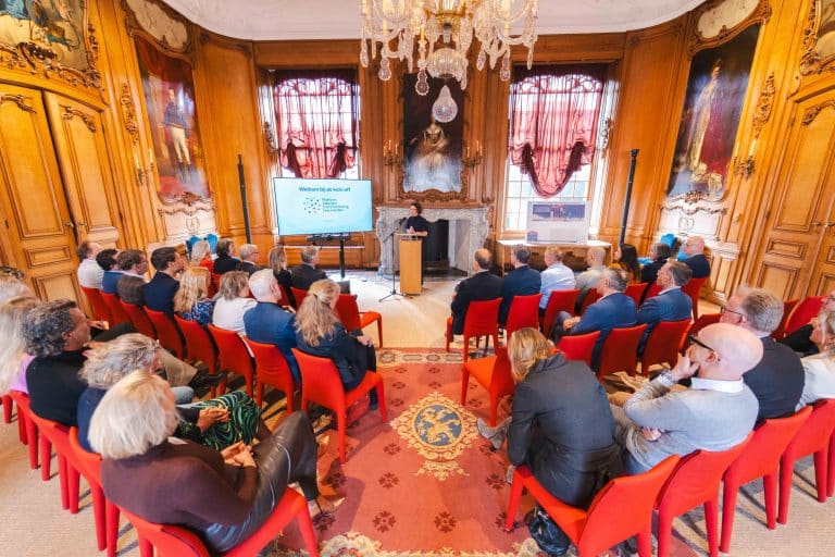 Bedrijven in Leeuwarden slaan handen ineen om werkgelegenheid te bevorderen