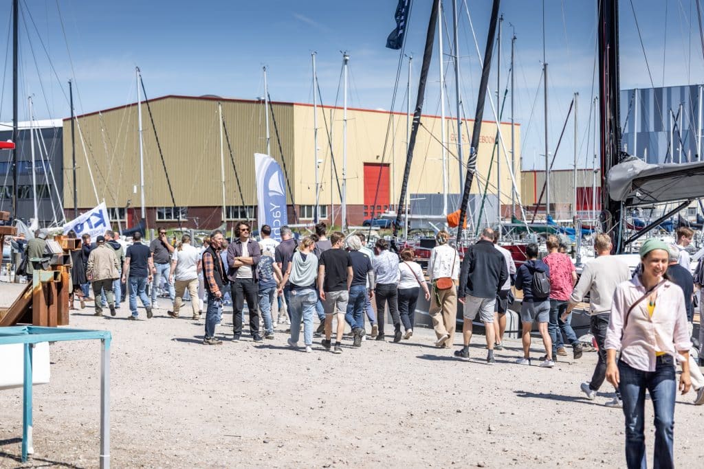 Bijna 600 bezoekers Open Dag KM Yachtbuilders