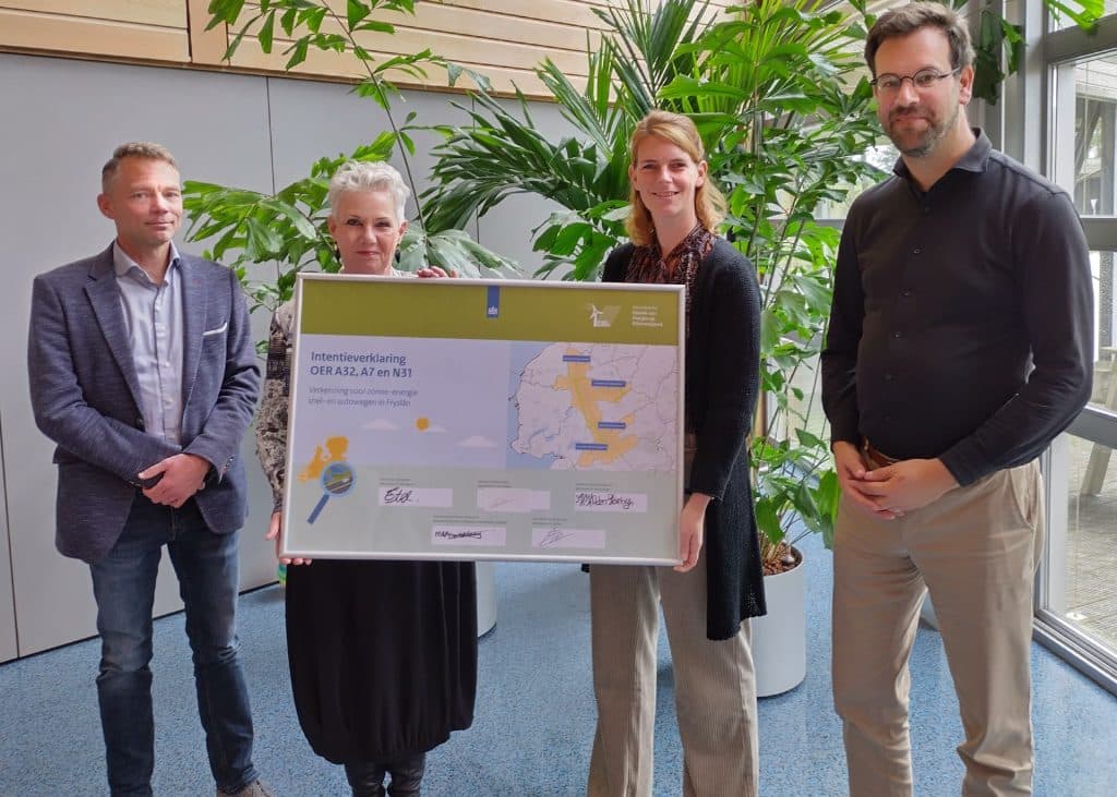 Verkenning voor zonne-energie langs snel- en autowegen in Fryslân