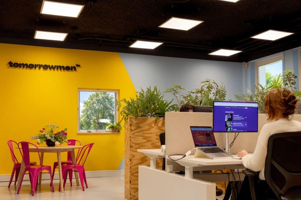 Tomorrowmen™ neemt digitaal marketingbureau Flowhub over