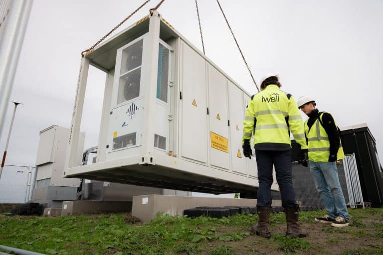 Nieuwe batterijopslag op Energiecampus Leeuwarden maakt zonne-energie slimmer inzetbaar